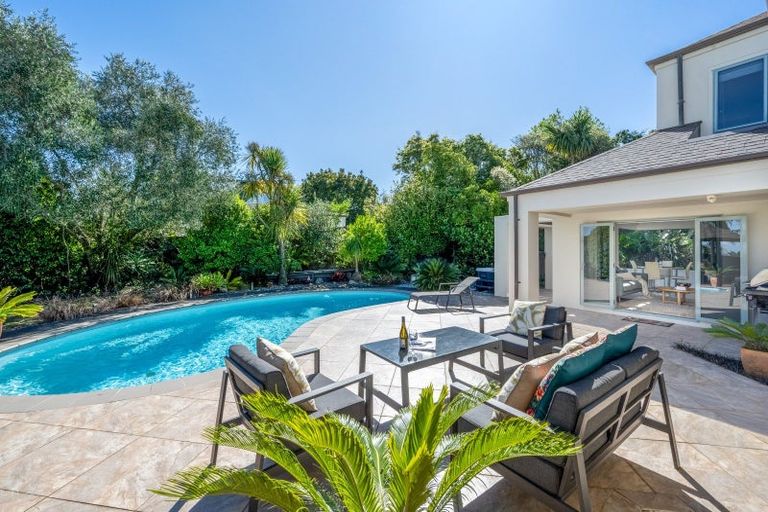 Photo of property in 24 Santa Cruz Drive, Shamrock Park, Auckland, 2016