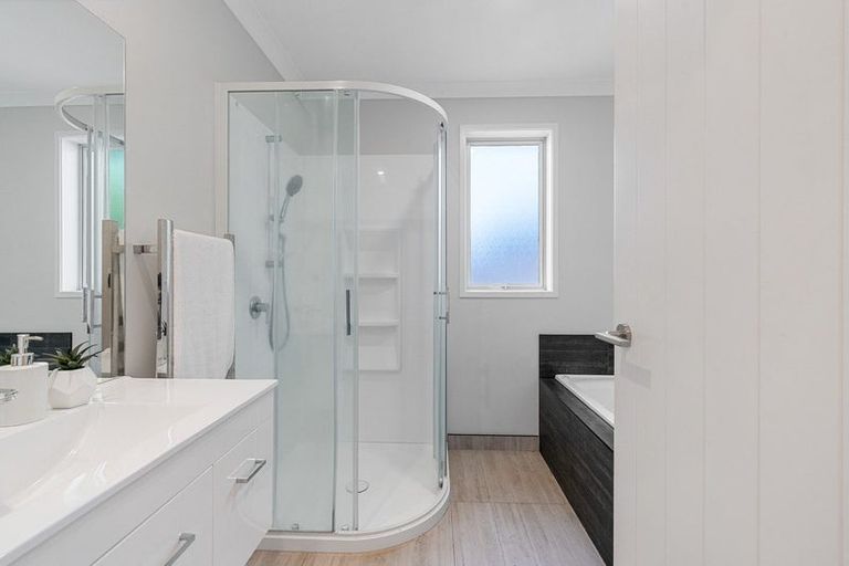 Photo of property in 23 Kotiate Street, Papamoa Beach, Papamoa, 3118