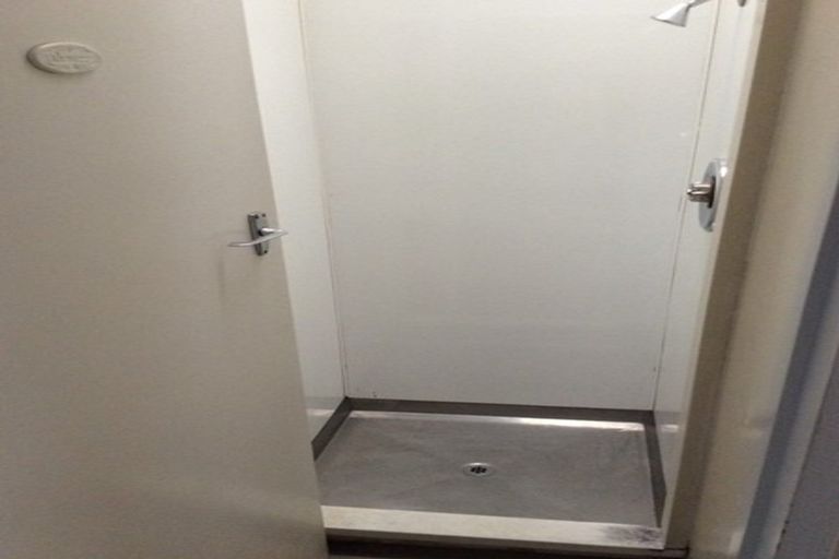 Photo of property in 4/25a Vine Street, Mangere East, Auckland, 2024