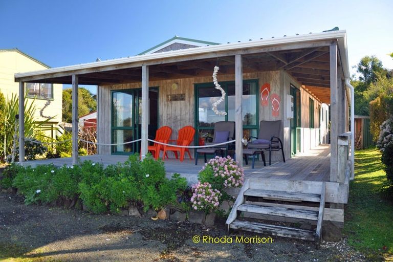 Photo of property in 19 Ngatoto Road, Tinopai, Matakohe, 0593