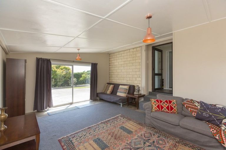 Photo of property in 37 Allan Road, Burgess Park, New Plymouth, 4371