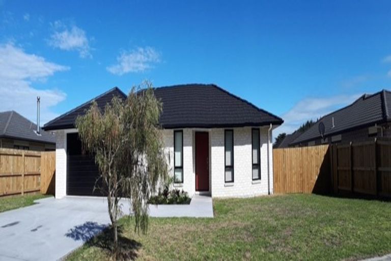 Photo of property in 56 Tamure Place, Ruakaka, 0116