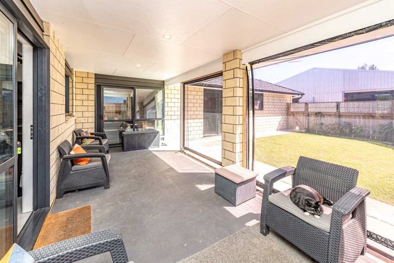 Photo of property in 15 Jackson Street, College Estate, Whanganui, 4500
