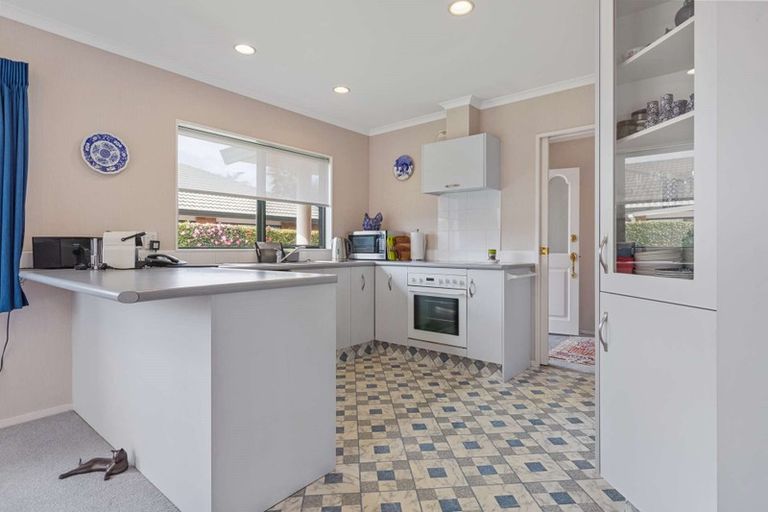 Photo of property in 36 Beachlands Place, Papamoa Beach, Papamoa, 3118