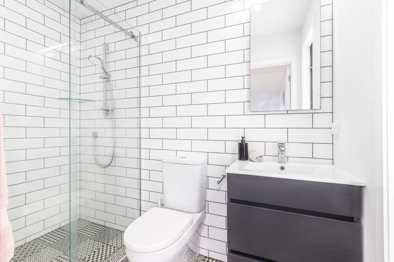 Photo of property in 9 Tauhou Place, Waikanae, 5036