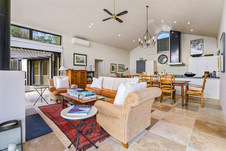 Photo of property in 24 Whakamoenga Point, Acacia Bay, Taupo, 3385