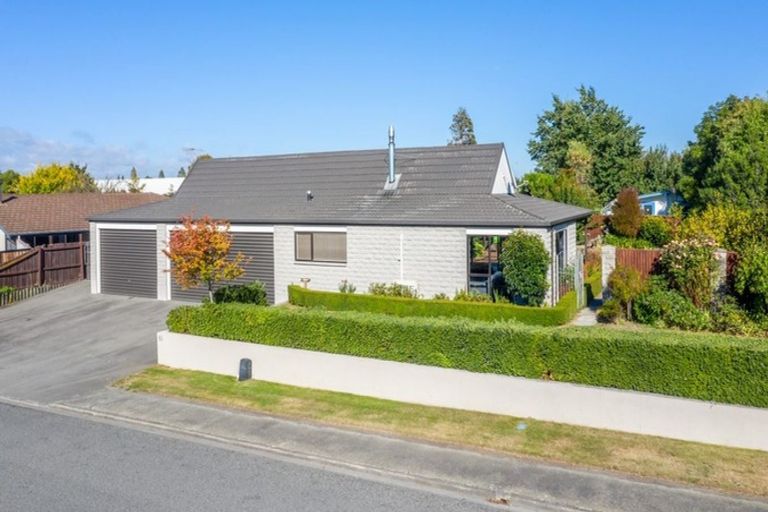 Photo of property in 61 Kowhai Avenue, Rangiora, 7400