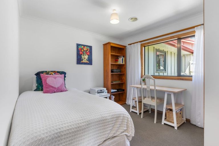 Photo of property in 390a Tukapa Street, Hurdon, New Plymouth, 4310