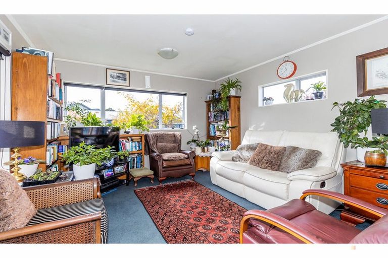 Photo of property in 12 Parsonage Road, Waimate, 7924