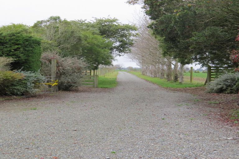 Photo of property in 127 Foley Road, Levels, Timaru, 7975