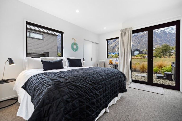Photo of property in 3a Rannoch Drive, Jacks Point, Queenstown, 9371
