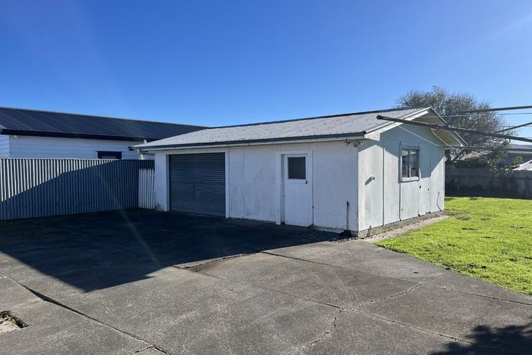 Photo of property in 4 Kauri Street, Taradale, Napier, 4112