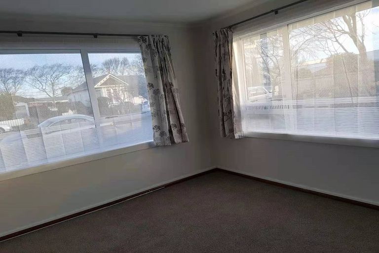 Photo of property in 1/64 Elizabeth Street, Riccarton, Christchurch, 8041