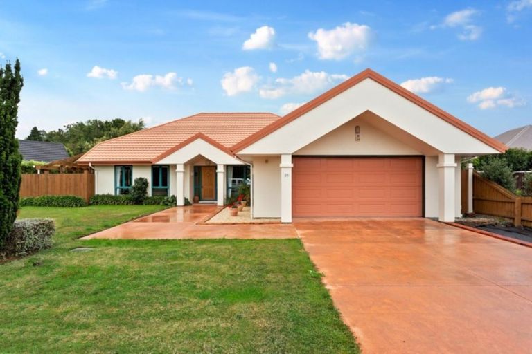 Photo of property in 20 Milesbrook Close, Rangiora, 7400