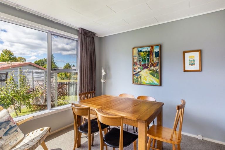 Photo of property in 14 Runuku Grove, Turangi, 3334