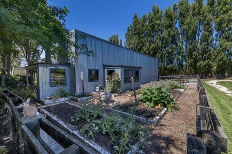 Photo of property in 421 Pound Road, Yaldhurst, Christchurch, 7676