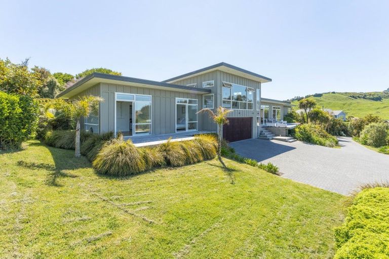Photo of property in 48 Stewart Glen, Acacia Bay, Taupo, 3385
