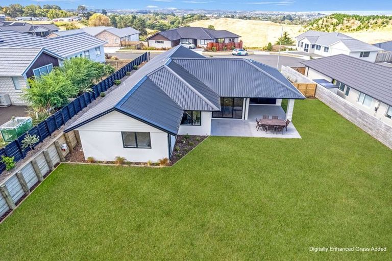 Photo of property in 44 Tirimoana Place, Otamatea, Whanganui, 4501