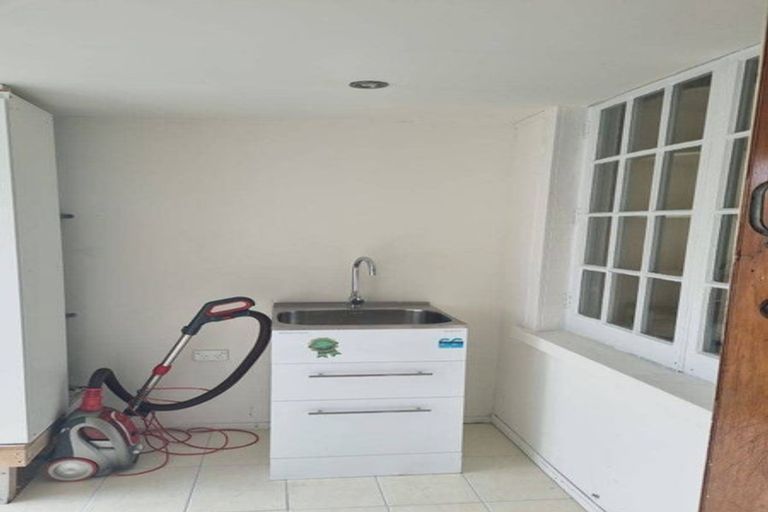 Photo of property in 7a Karaka Street, Castlecliff, Whanganui, 4501