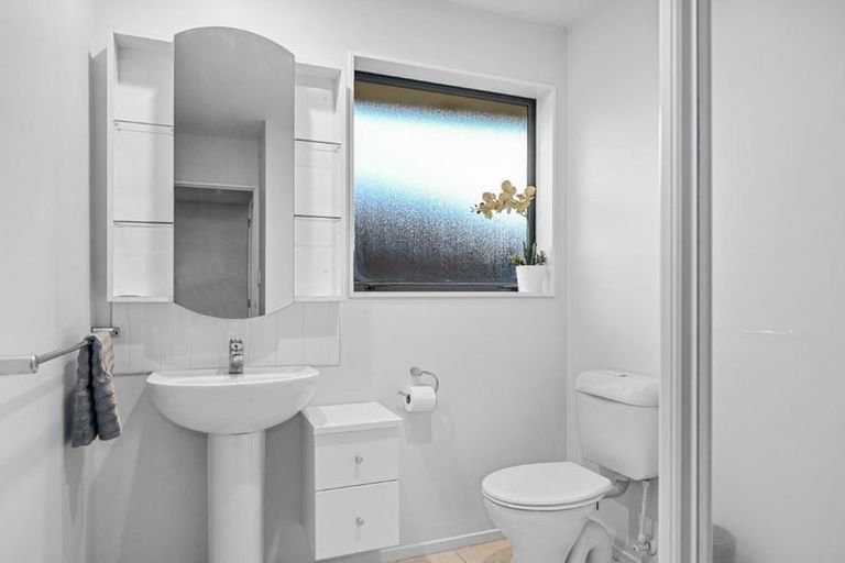 Photo of property in 17 Greenmeadow Gardens, Belfast, Christchurch, 8051