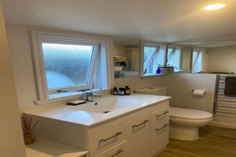 Photo of property in 45 Wakefield Avenue, Sumner, Christchurch, 8081