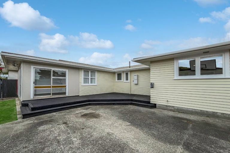 Photo of property in 5 Abraham Crescent, Milson, Palmerston North, 4414