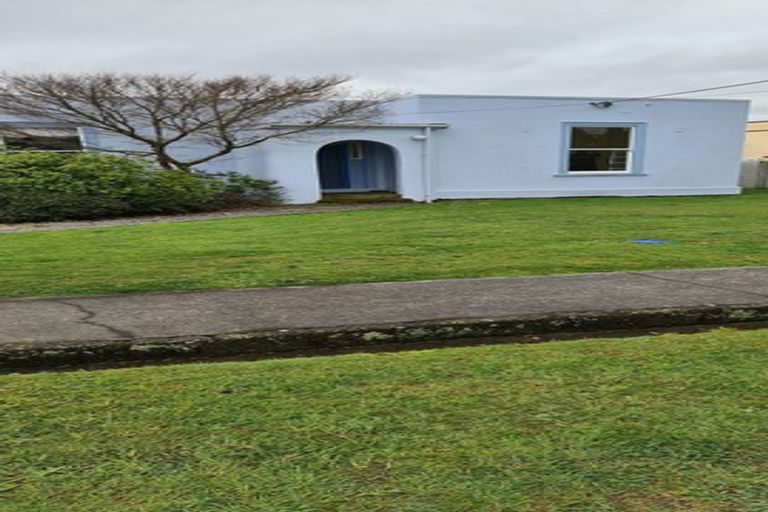 Photo of property in 44 Monckton Street, Feilding, 4702