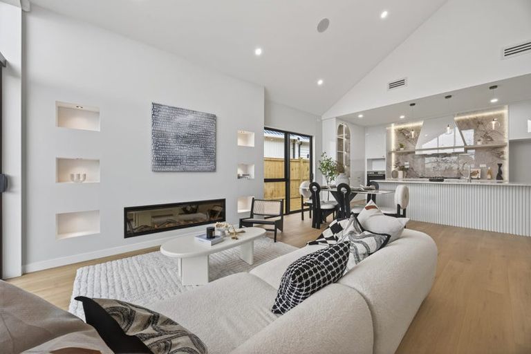 Photo of property in 12 Piko Road, Opaheke, 2113