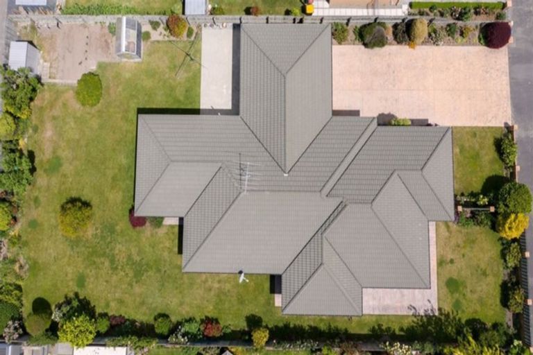 Photo of property in 49 Mcmurdo Street, Tinwald, Ashburton, 7700