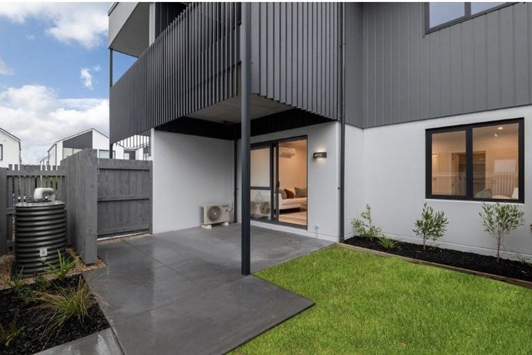 Photo of property in 4/18 Rigby Drive, Whenuapai, Auckland, 0618