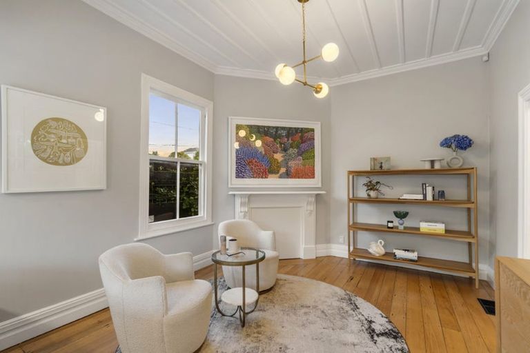 Photo of property in 46 Belle Vue Avenue, Northcote Point, Auckland, 0627