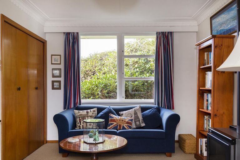 Photo of property in 16a Balmoral Street, Oamaru North, Oamaru, 9400