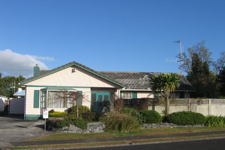 Photo of property in 15 Pamela Place, Deanwell, Hamilton, 3206