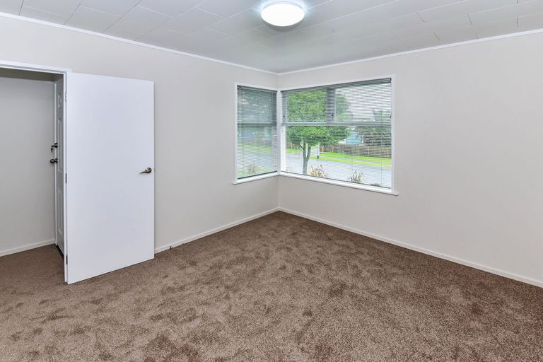 Photo of property in 50 Aarts Avenue, Manurewa, Auckland, 2102