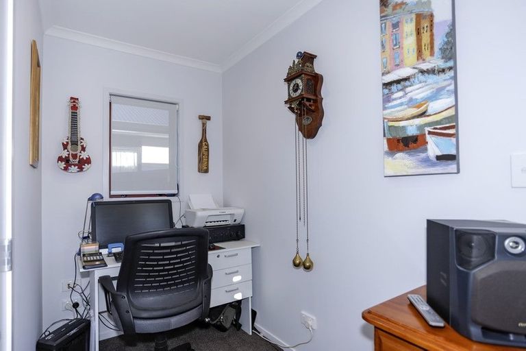 Photo of property in 5 Capstan Close, Pyes Pa, Tauranga, 3112