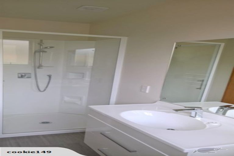 Photo of property in 2/40 Windermere Road, Papanui, Christchurch, 8053