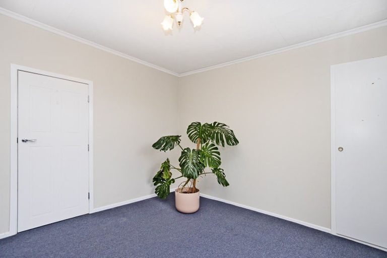 Photo of property in 787 Queens Drive, Waikiwi, Invercargill, 9810