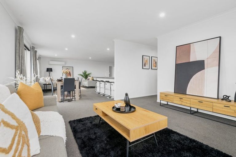 Photo of property in 14 Faber Place, Rototuna North, Hamilton, 3210