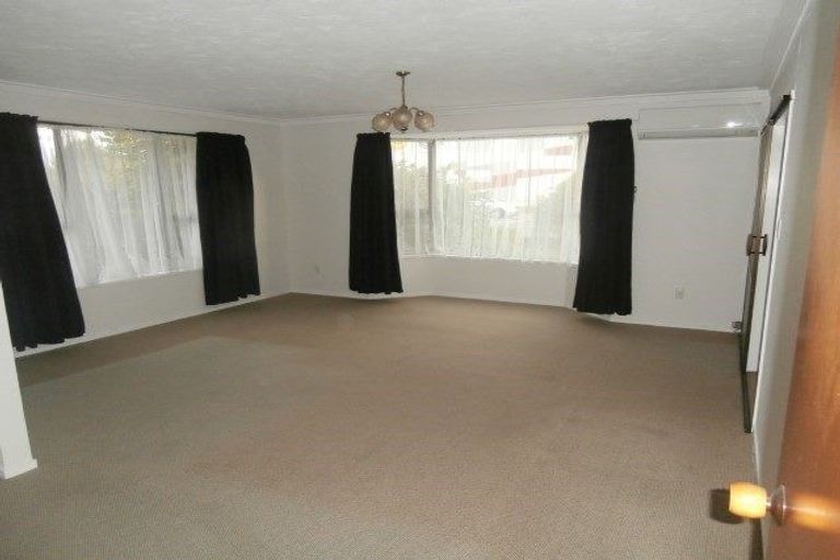 Photo of property in 288 Travis Road, New Brighton, Christchurch, 8083