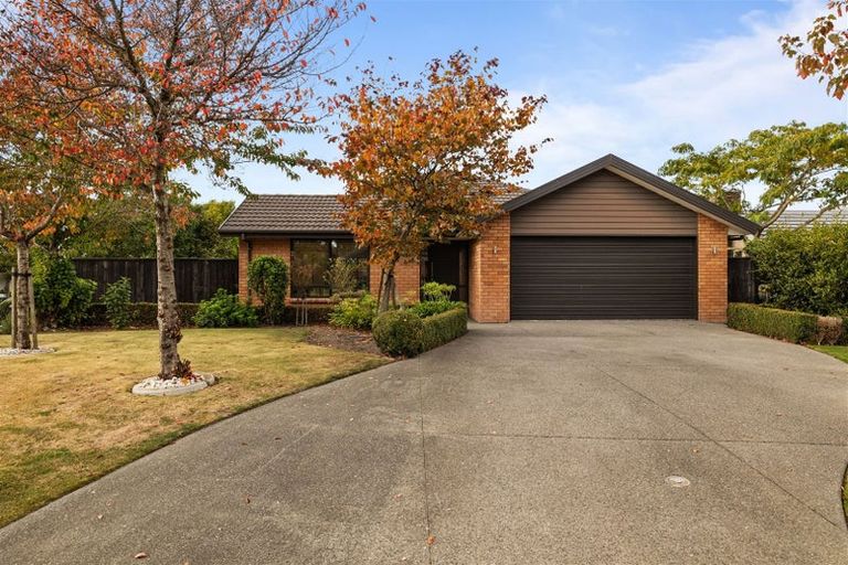 Photo of property in 2 Albert Sheppard Close, Yaldhurst, Christchurch, 8042