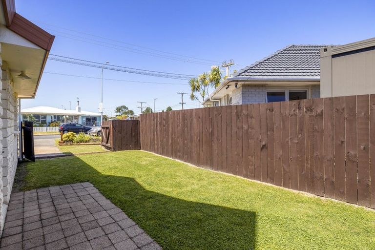 Photo of property in 1 Tui Street, Mount Maunganui, 3116