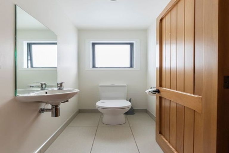 Photo of property in 39b Braithwaite Street, Karori, Wellington, 6012