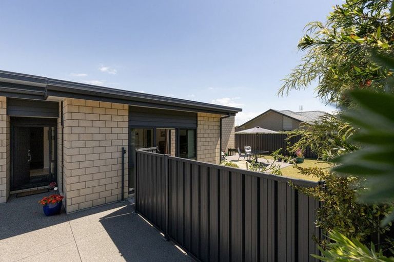 Photo of property in 250 Hamurana Road, Omokoroa, 3114