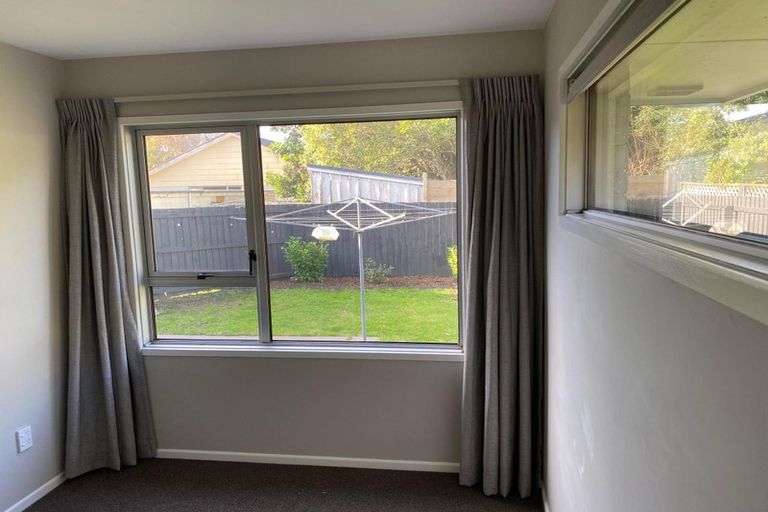 Photo of property in 2/9 Somme Street, St Albans, Christchurch, 8014