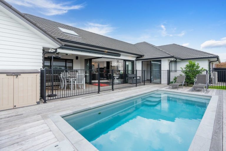 Photo of property in 22 Terry Came Drive, Cambridge, 3434