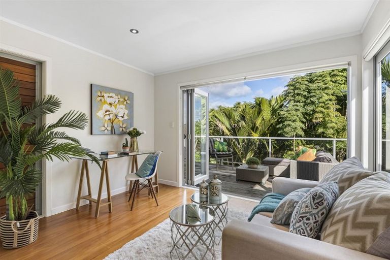 Photo of property in 1/25 Wolsley Avenue, Milford, Auckland, 0620