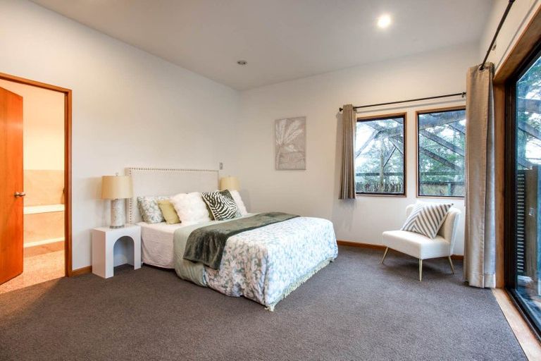 Photo of property in 1214 East Coast Road, Redvale, Albany, 0794