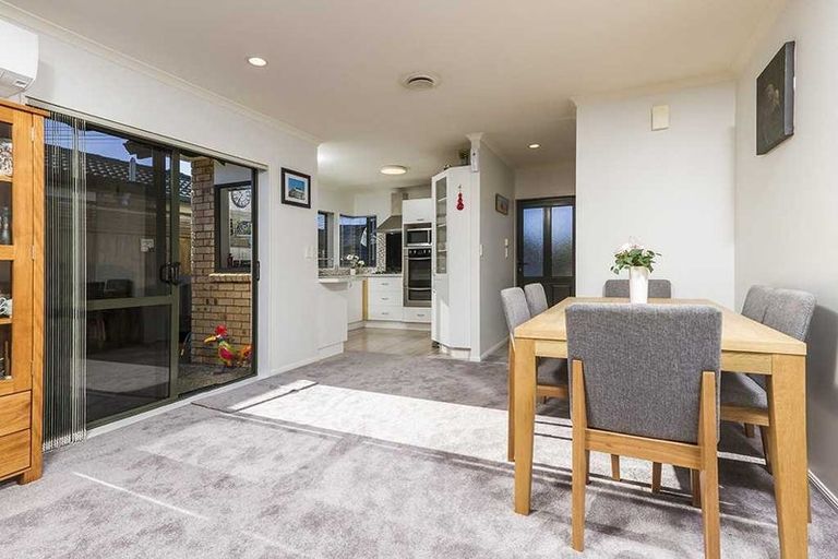 Photo of property in 2 Milton Road, Orewa, 0931