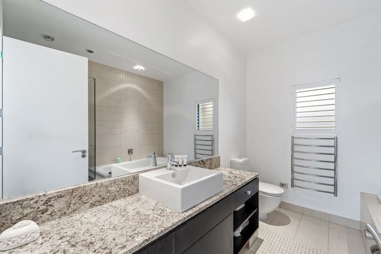 Photo of property in 36 Rue D' Amarres, Gulf Harbour, Whangaparaoa, 0930