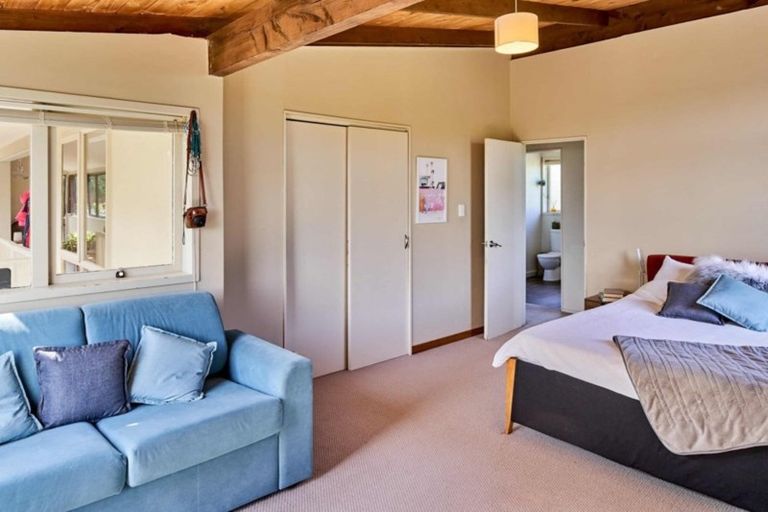 Photo of property in 81 Sea Vista Drive, Pukerua Bay, 5026